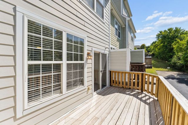 4702 Brighton Village Dr, Nashville, TN 37211