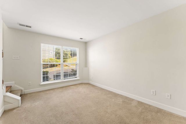 4702 Brighton Village Dr, Nashville, TN 37211