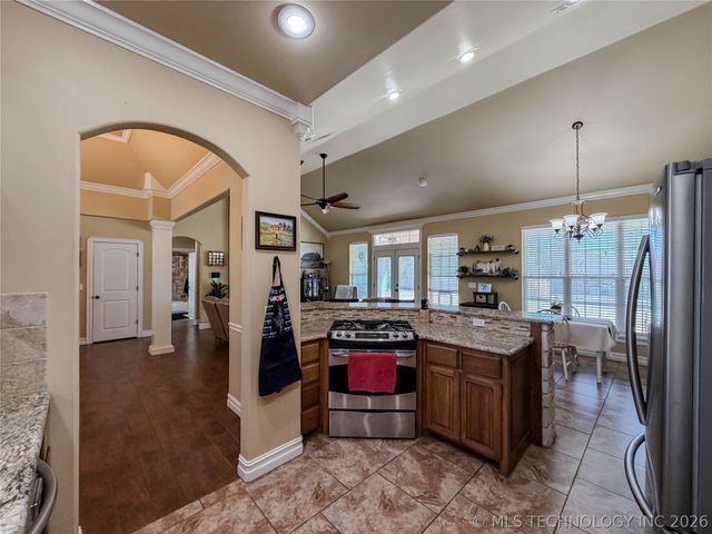 1007 S Powell Avenue, Wagoner, OK 74467