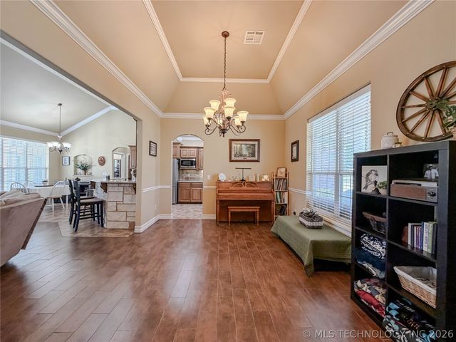 1007 S Powell Avenue, Wagoner, OK 74467