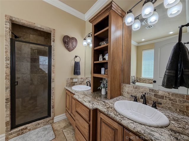 1007 S Powell Avenue, Wagoner, OK 74467