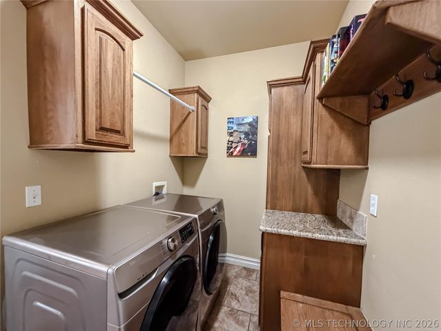 1007 S Powell Avenue, Wagoner, OK 74467