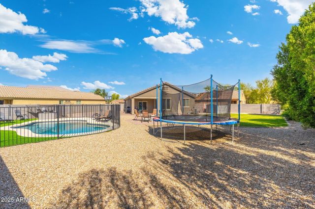 6763 W WETHERSFIELD Road, Peoria, AZ 85381