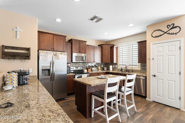 6763 W WETHERSFIELD Road, Peoria, AZ 85381