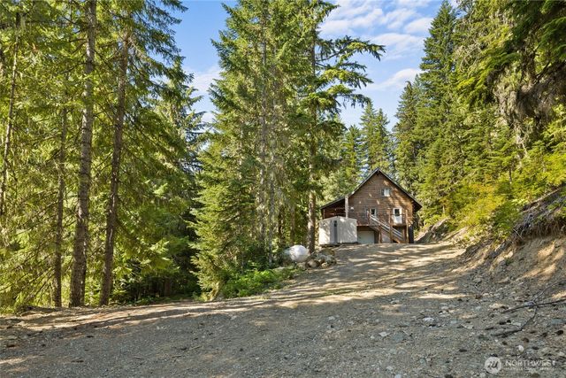 131 RR Spurs Road, Easton, WA 98925