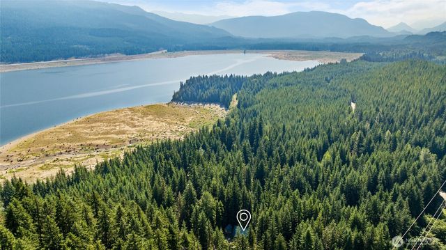 131 RR Spurs Road, Easton, WA 98925