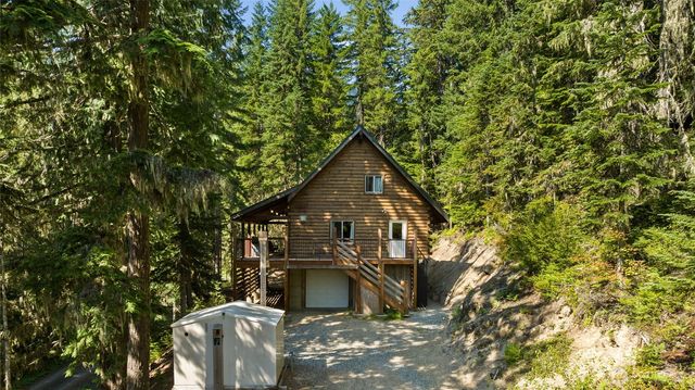 131 RR Spurs Road, Easton, WA 98925