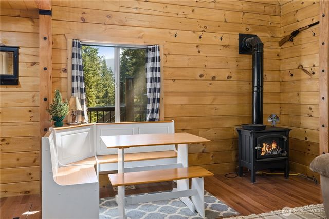 131 RR Spurs Road, Easton, WA 98925