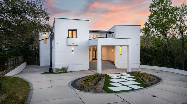 10663 Memorial Drive, Houston, TX 77024