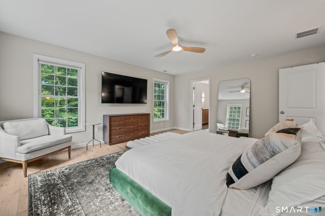 17 Pecausett Trail, East Hampton, CT 06424