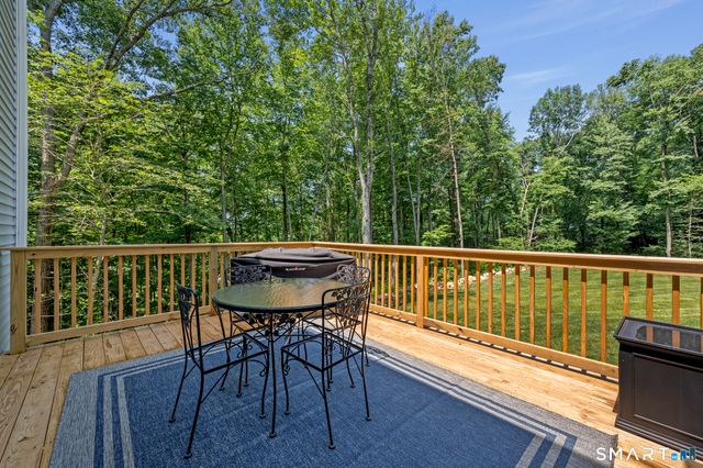 17 Pecausett Trail, East Hampton, CT 06424