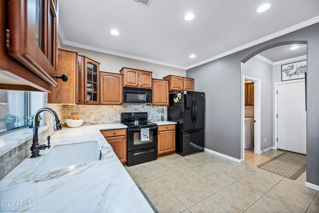 1048 E IRIS Drive, Chandler, AZ 85286