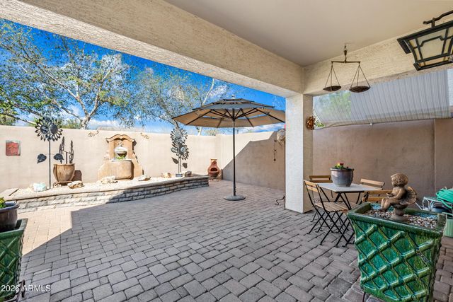 1048 E IRIS Drive, Chandler, AZ 85286