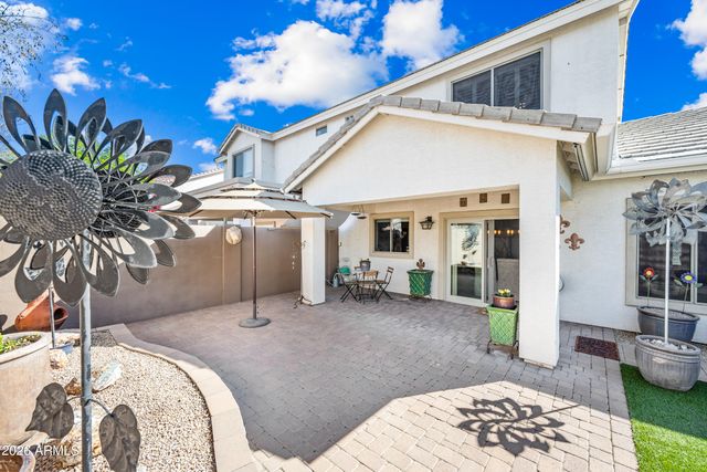 1048 E IRIS Drive, Chandler, AZ 85286