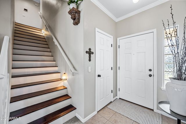 1048 E IRIS Drive, Chandler, AZ 85286