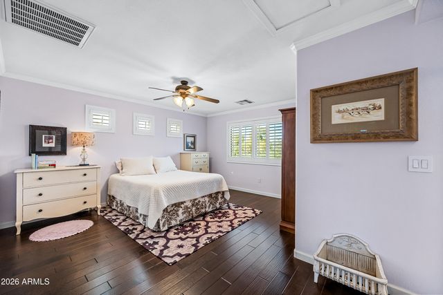 1048 E IRIS Drive, Chandler, AZ 85286