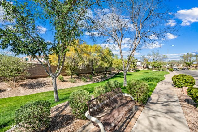 1048 E IRIS Drive, Chandler, AZ 85286