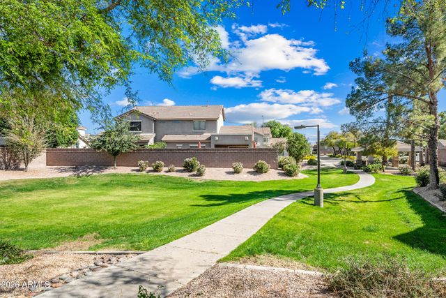 1048 E IRIS Drive, Chandler, AZ 85286