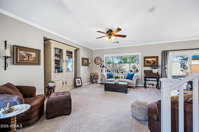 1048 E IRIS Drive, Chandler, AZ 85286