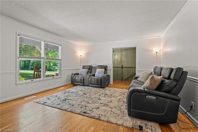 464 Lansdowne Place, Winston-salem, NC 27107
