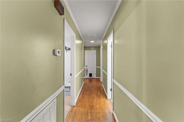 464 Lansdowne Place, Winston-salem, NC 27107