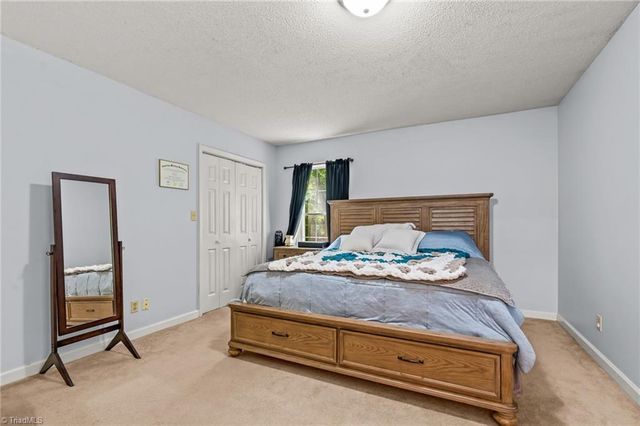 464 Lansdowne Place, Winston-salem, NC 27107
