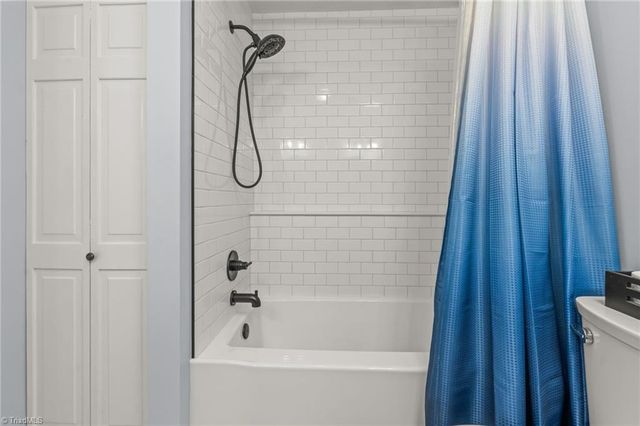 464 Lansdowne Place, Winston-salem, NC 27107