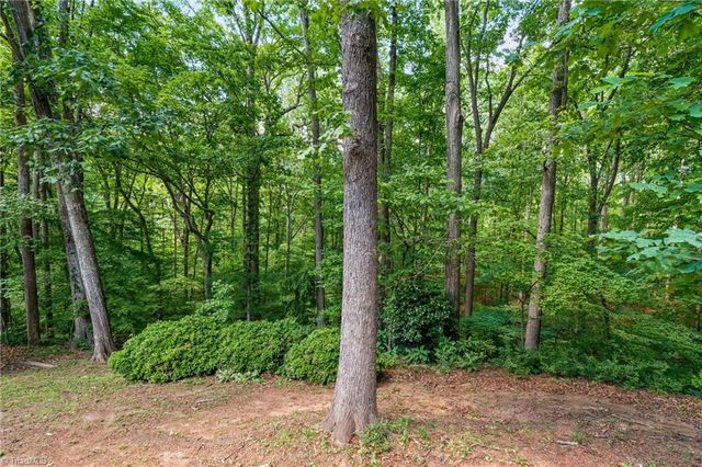 464 Lansdowne Place, Winston-salem, NC 27107