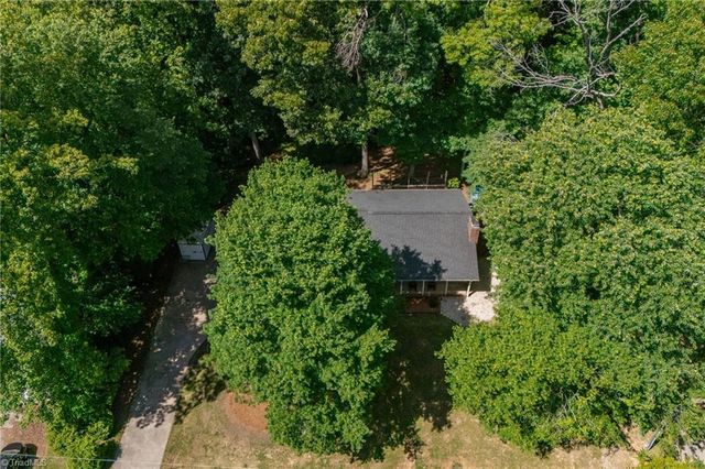 464 Lansdowne Place, Winston-salem, NC 27107