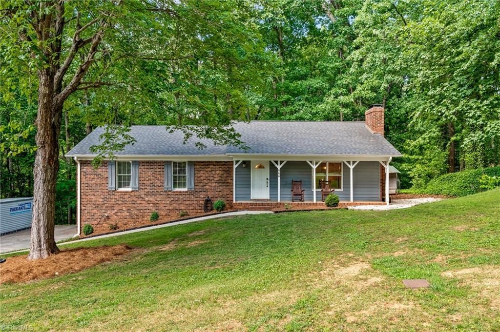 464 Lansdowne Place, Winston-salem, NC 27107