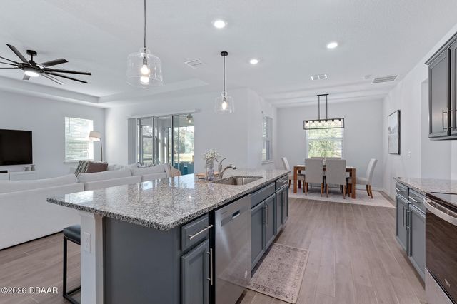 565 Lady Grace Place, Deland, FL 32724