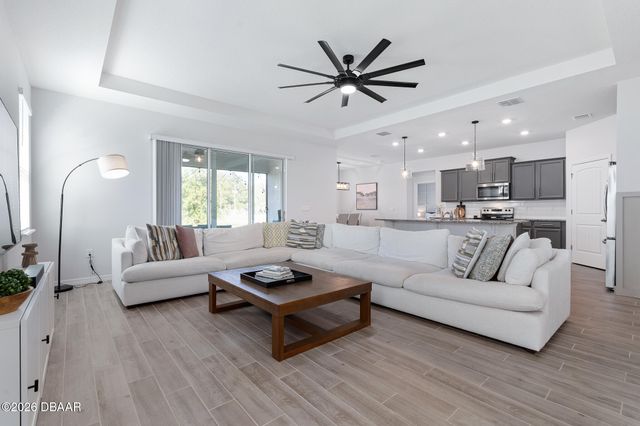 565 Lady Grace Place, Deland, FL 32724