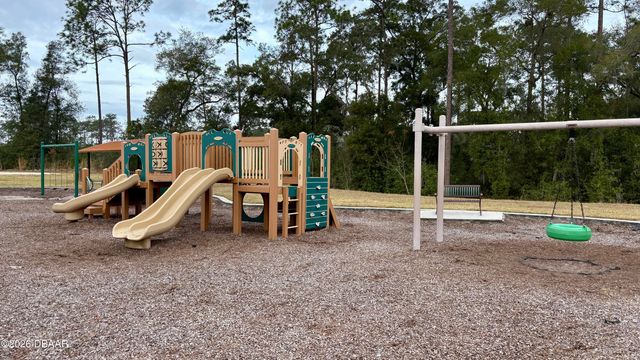 565 Lady Grace Place, Deland, FL 32724