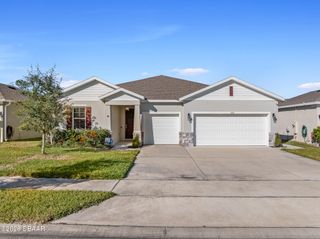 565 Lady Grace Place, Deland, FL 32724