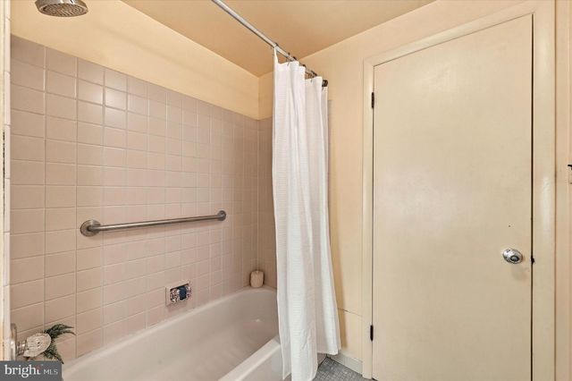 2014 NAUDAIN ST, Philadelphia, PA 19146
