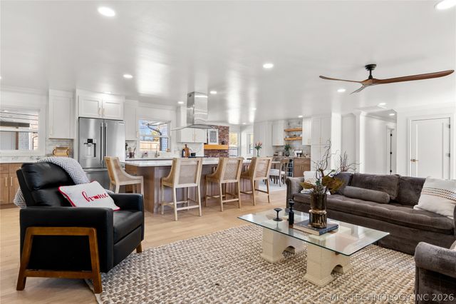 4197 E 47th Place, Tulsa, OK 74135