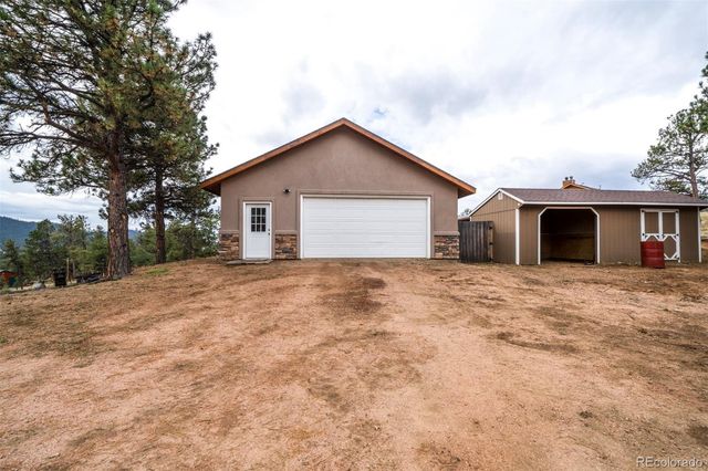 34 Fetlock, Florissant, CO 80816