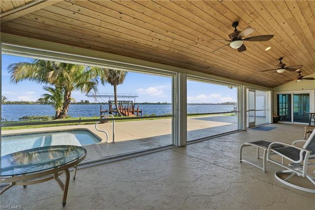 4473 E Riverside DR, Fort Myers, FL 33905