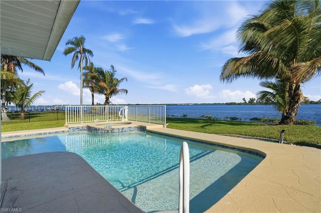 4473 E Riverside DR, Fort Myers, FL 33905