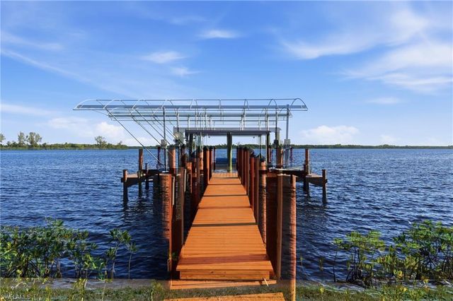 4473 E Riverside DR, Fort Myers, FL 33905