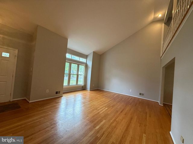 7 ROBERT DR, Princeton Junction, NJ 08550