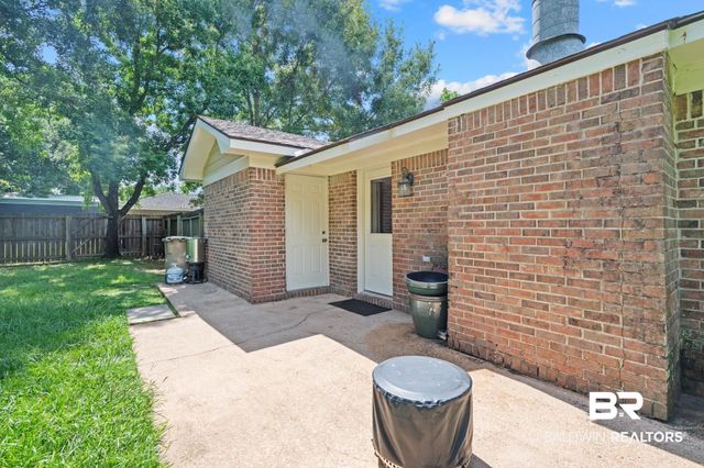8280 Milton Road, Mobile, AL 36695