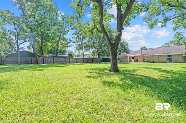8280 Milton Road, Mobile, AL 36695