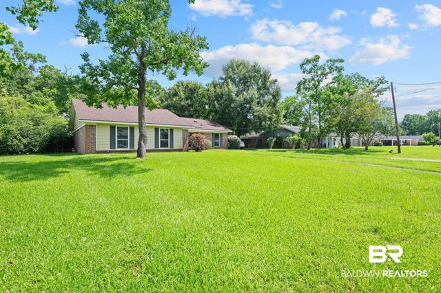 8280 Milton Road, Mobile, AL 36695