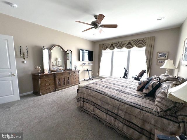 32 MERRYTON ST, Voorhees, NJ 08043