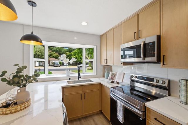 444 Amaral Circle, Pleasanton, CA 94566