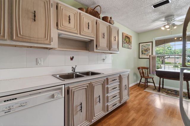 13837 Via Flora E, Delray Beach, FL 33484