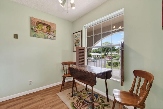 13837 Via Flora E, Delray Beach, FL 33484