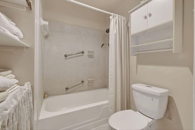 13837 Via Flora E, Delray Beach, FL 33484