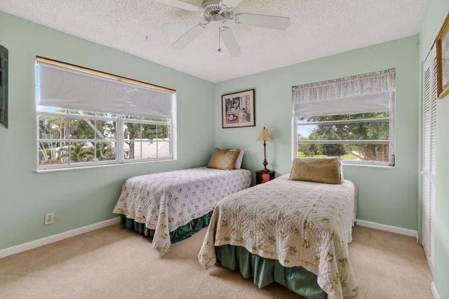 13837 Via Flora E, Delray Beach, FL 33484